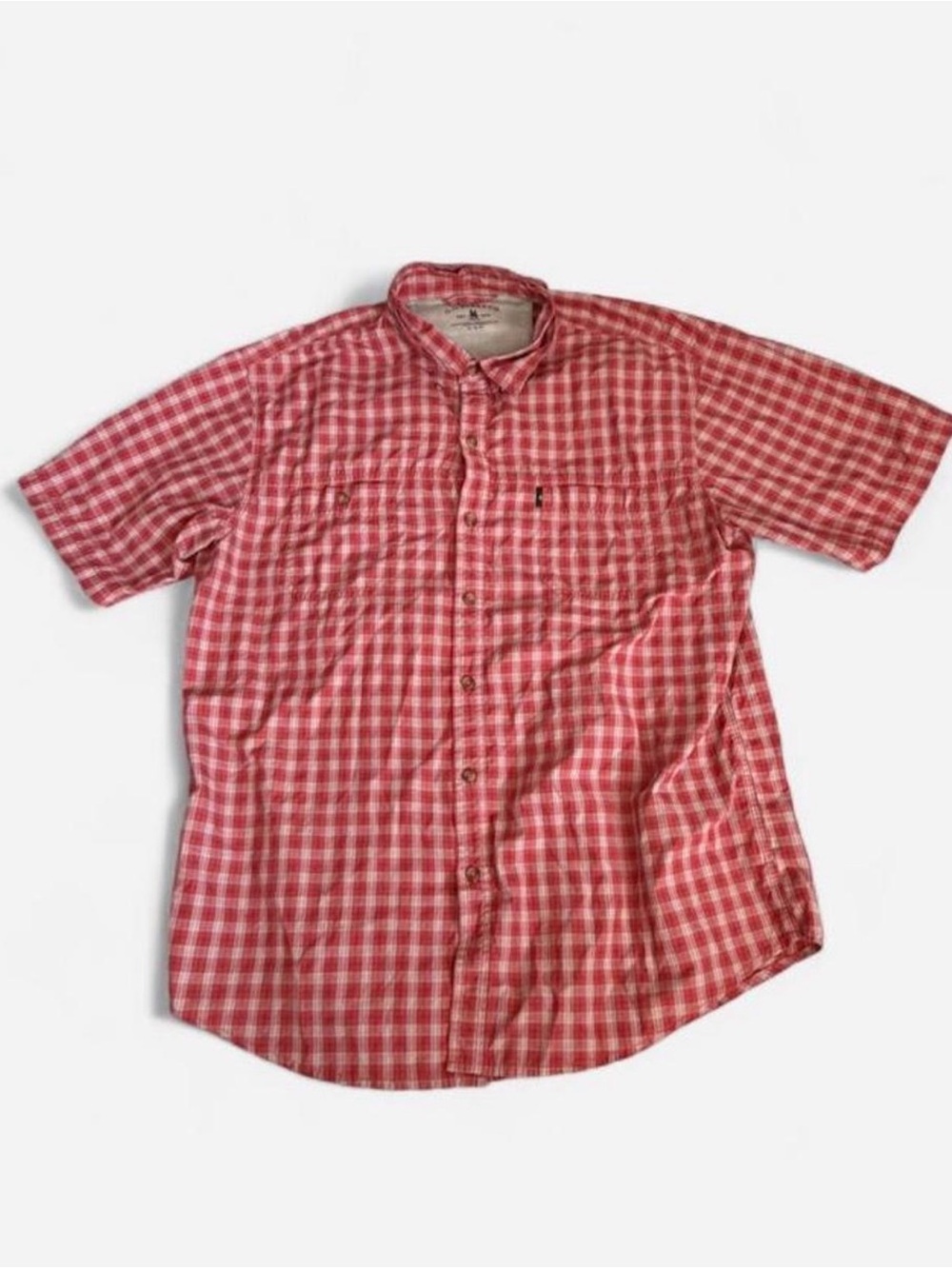 Men's Red Checkered Short-Sleeve Button-Up Shirt